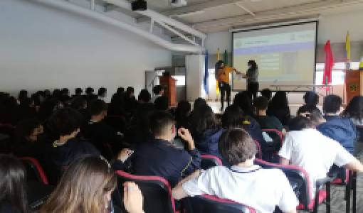 Actividad en Colegios | Uniandes Actividad en Colegios | Uniandes